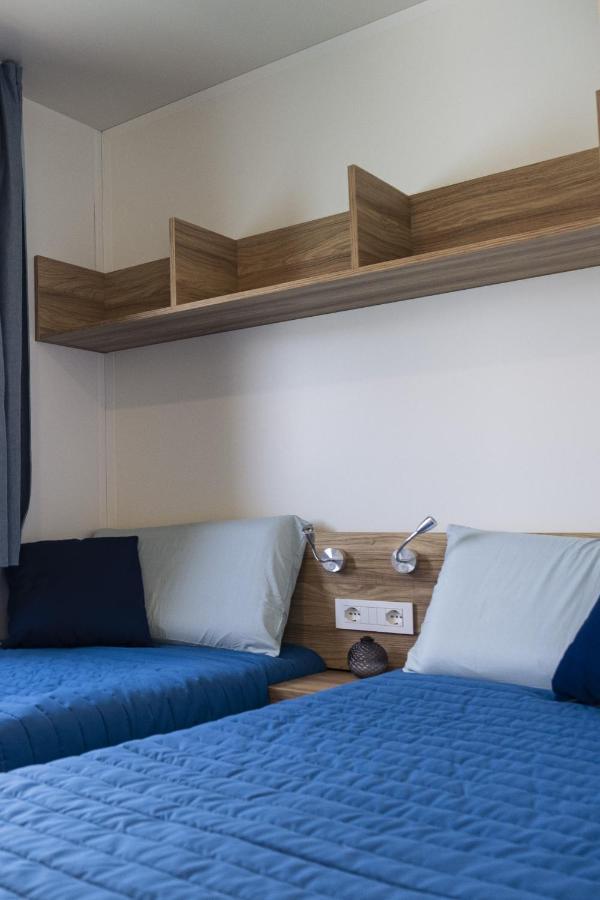 Hotel Houseboat Floatart Experience Bisceglie Exterior foto